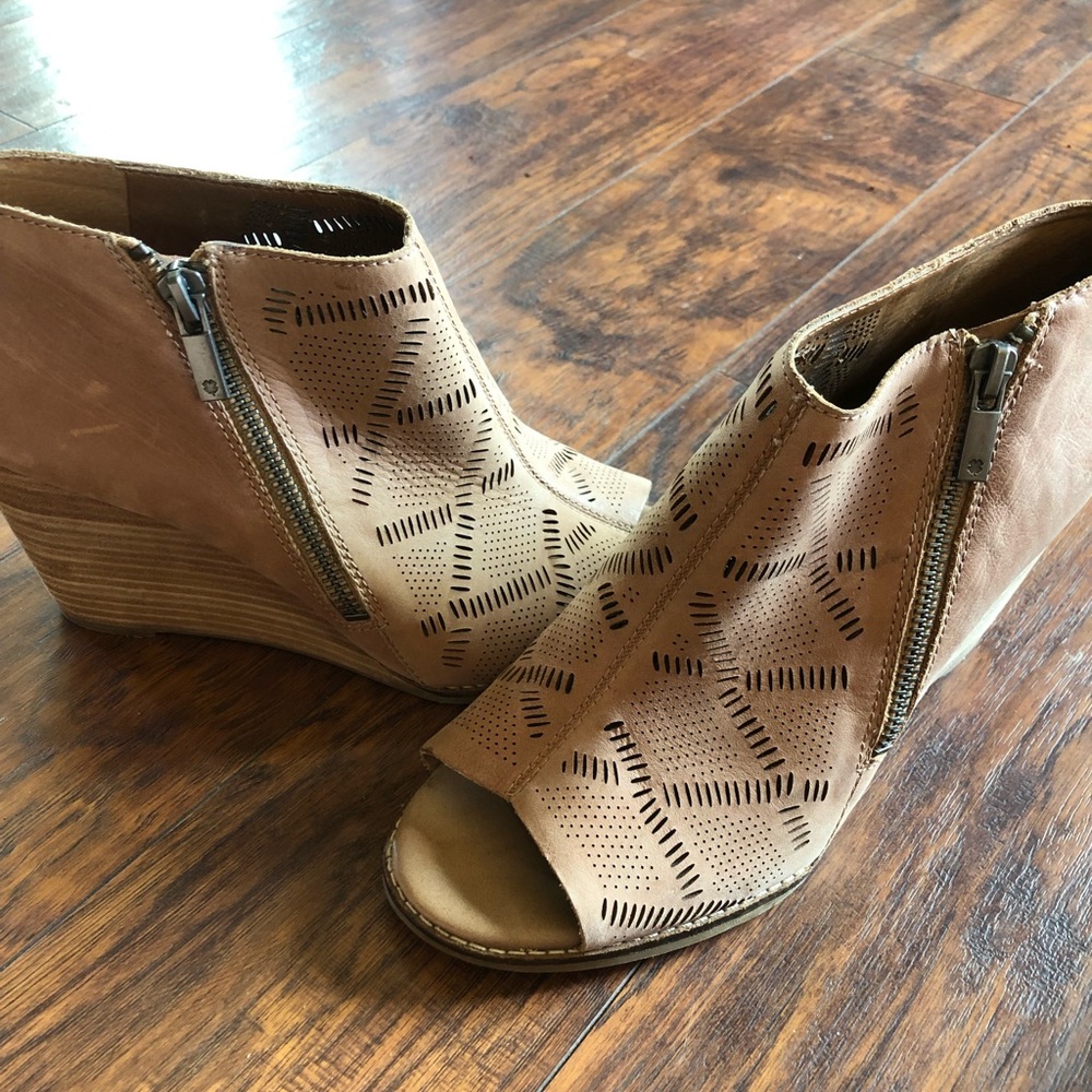 Lucky Brand Laser Cut Open Toe Bootie Wedges - Size 8